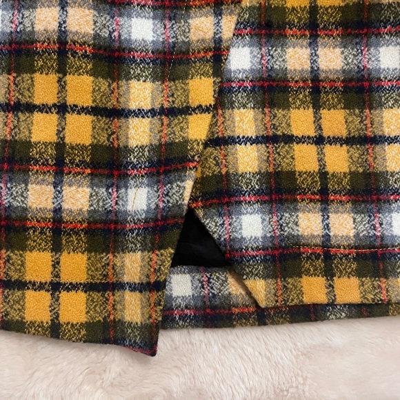 A&F mini skirt - Picture 3 of 5